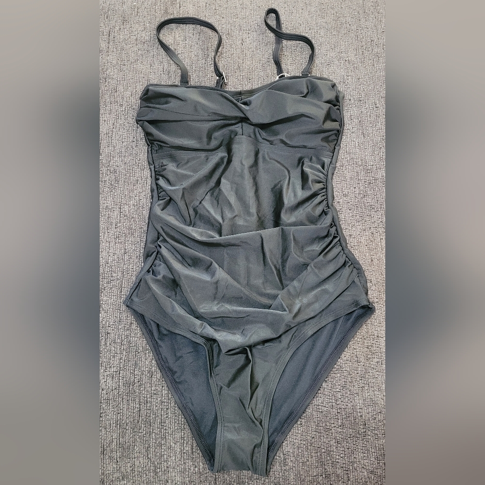 Womens Ruched Swimsuit - Picture 6 of 10